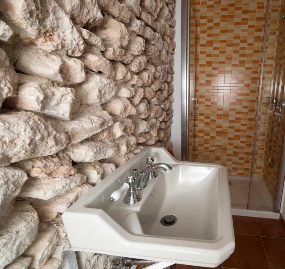 Casa Besana Villa Camunas Luaran gambar
